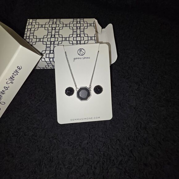 Gemma Simone Necklace & Black Earrings Set in Silver & Black - Picture 4 of 7